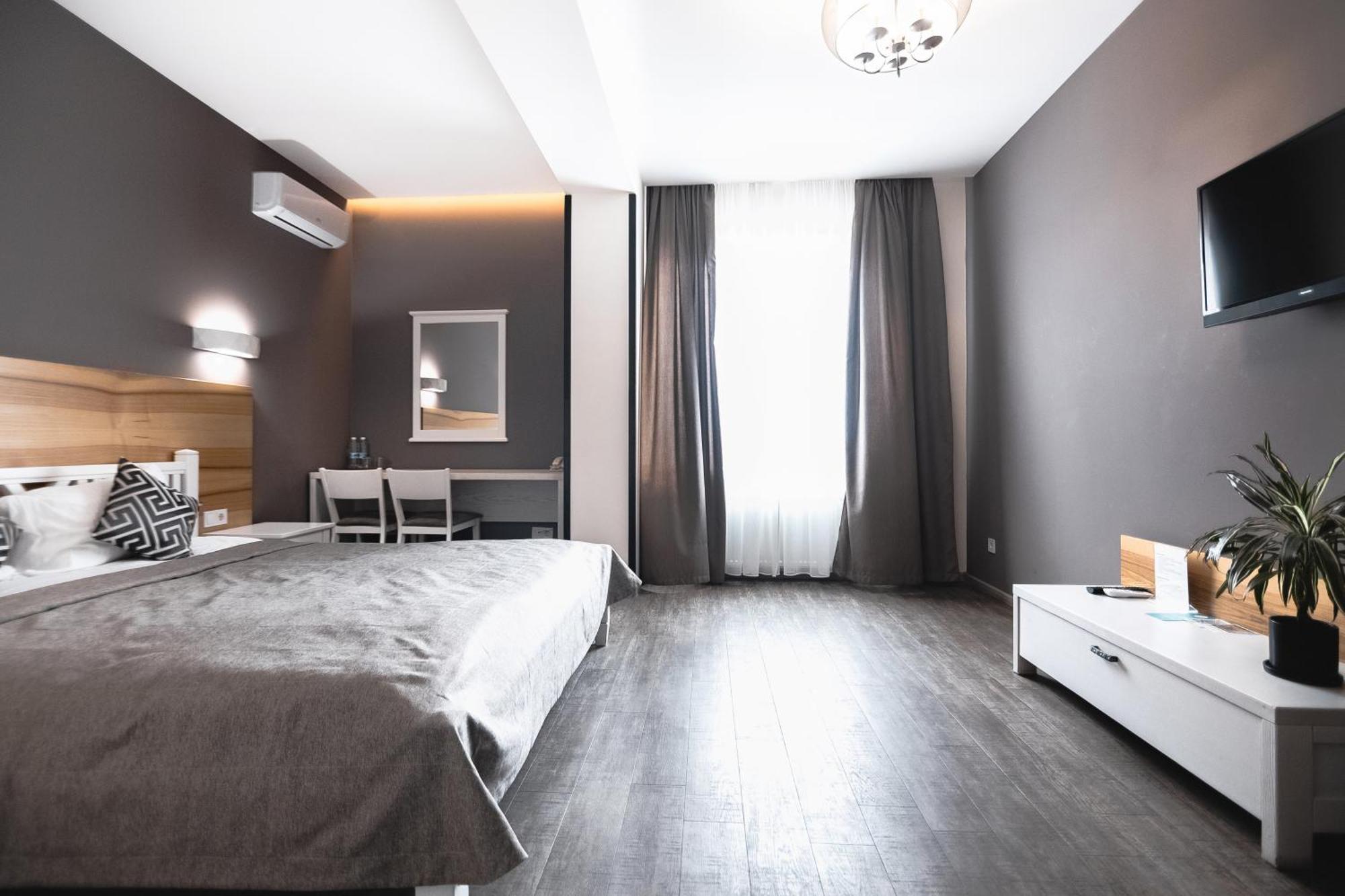 Geography Hotel Veresneve Bagian luar foto