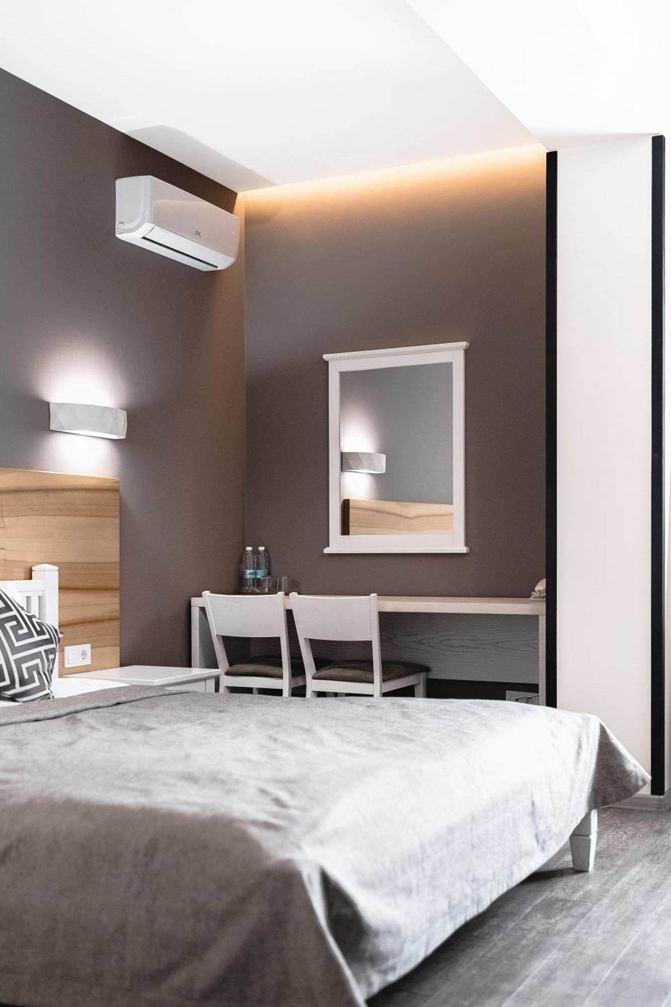 Geography Hotel Veresneve Bagian luar foto